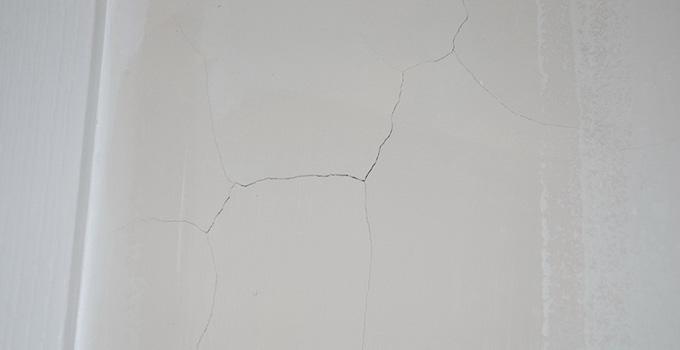 墻面開裂 墻面開裂